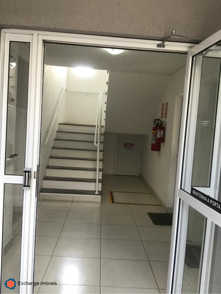 Apartamento à venda com 2 quartos, 64m² - Foto 10