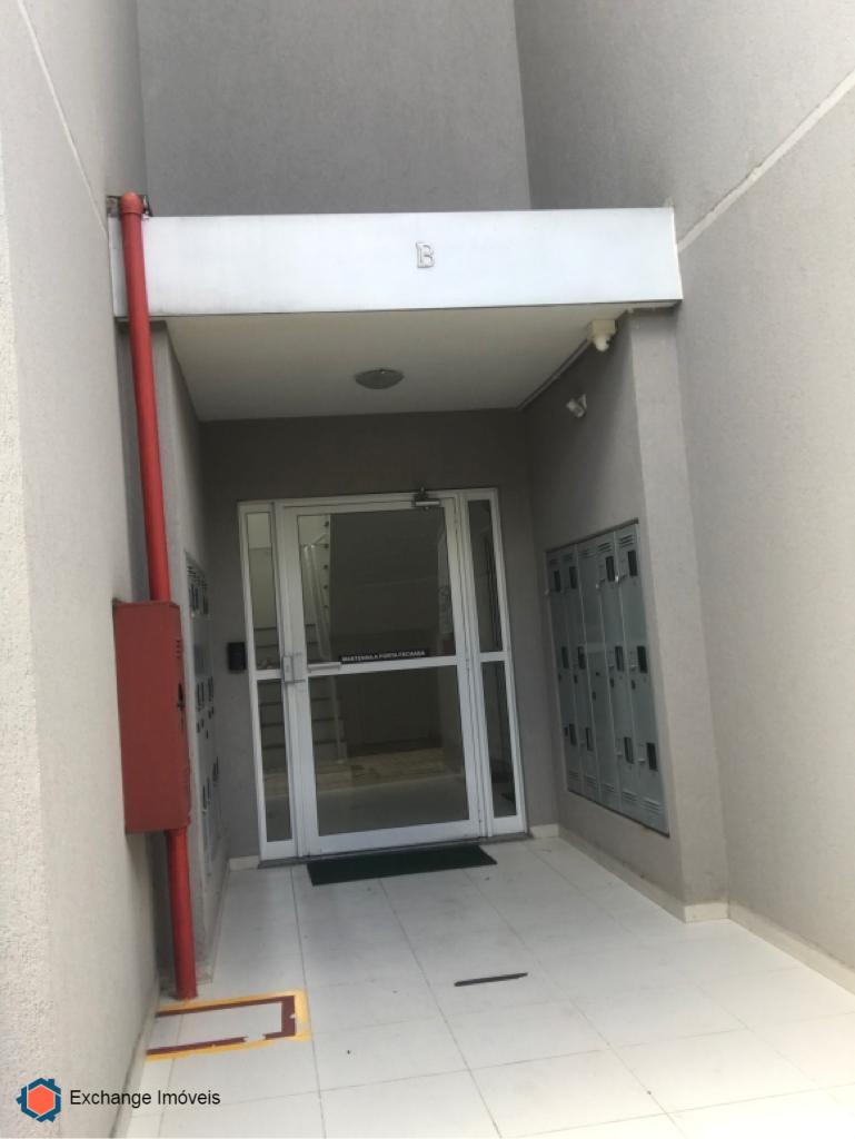 Apartamento à venda com 2 quartos, 64m² - Foto 11