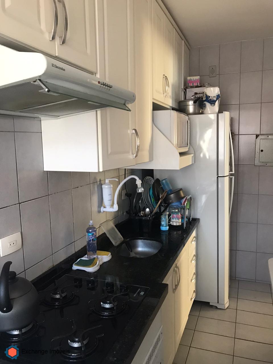 Apartamento à venda com 3 quartos - Foto 2