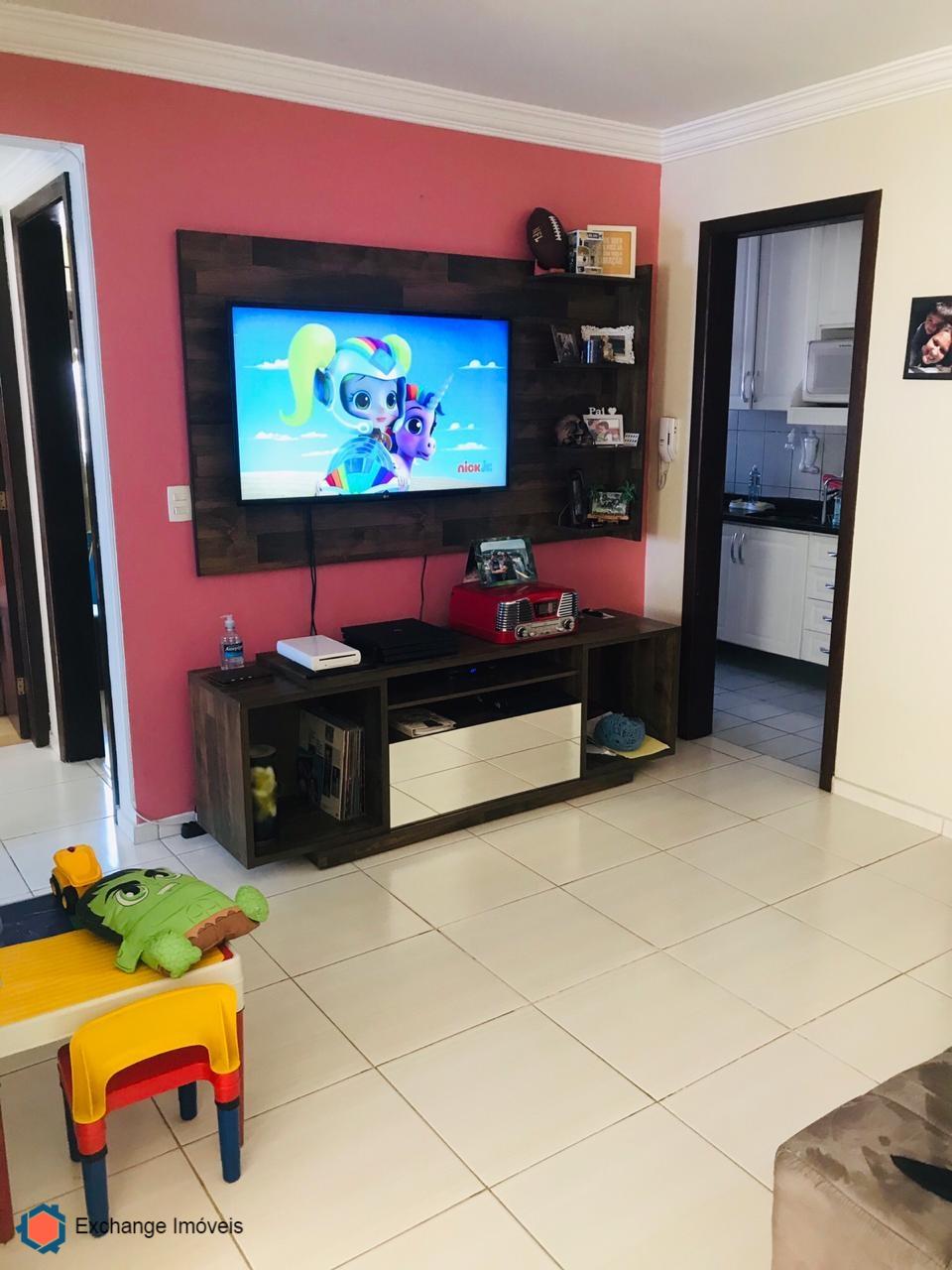 Apartamento à venda com 3 quartos - Foto 1