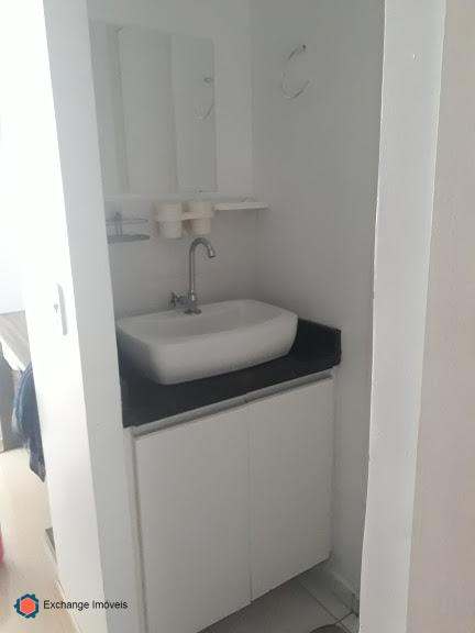 Apartamento à venda com 3 quartos - Foto 8