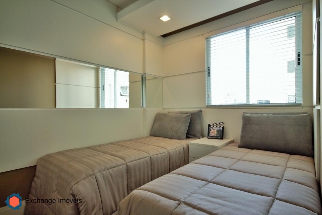 Apartamento à venda com 2 quartos, 64m² - Foto 35