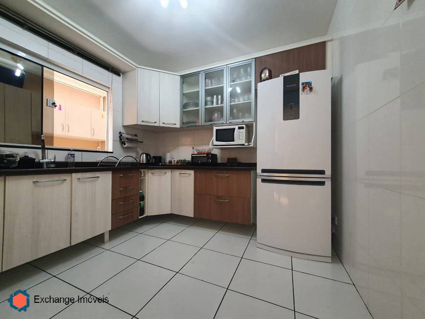 Sobrado à venda com 3 quartos, 152m² - Foto 1