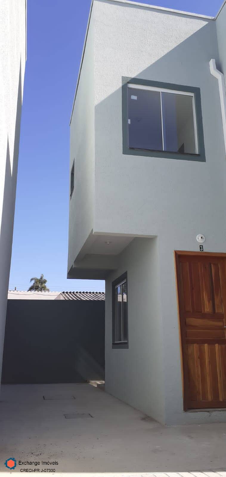 Casa à venda com 3 quartos, 60m² - Foto 1