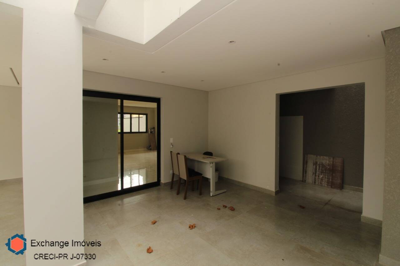 Sobrado à venda com 3 quartos, 225m² - Foto 9