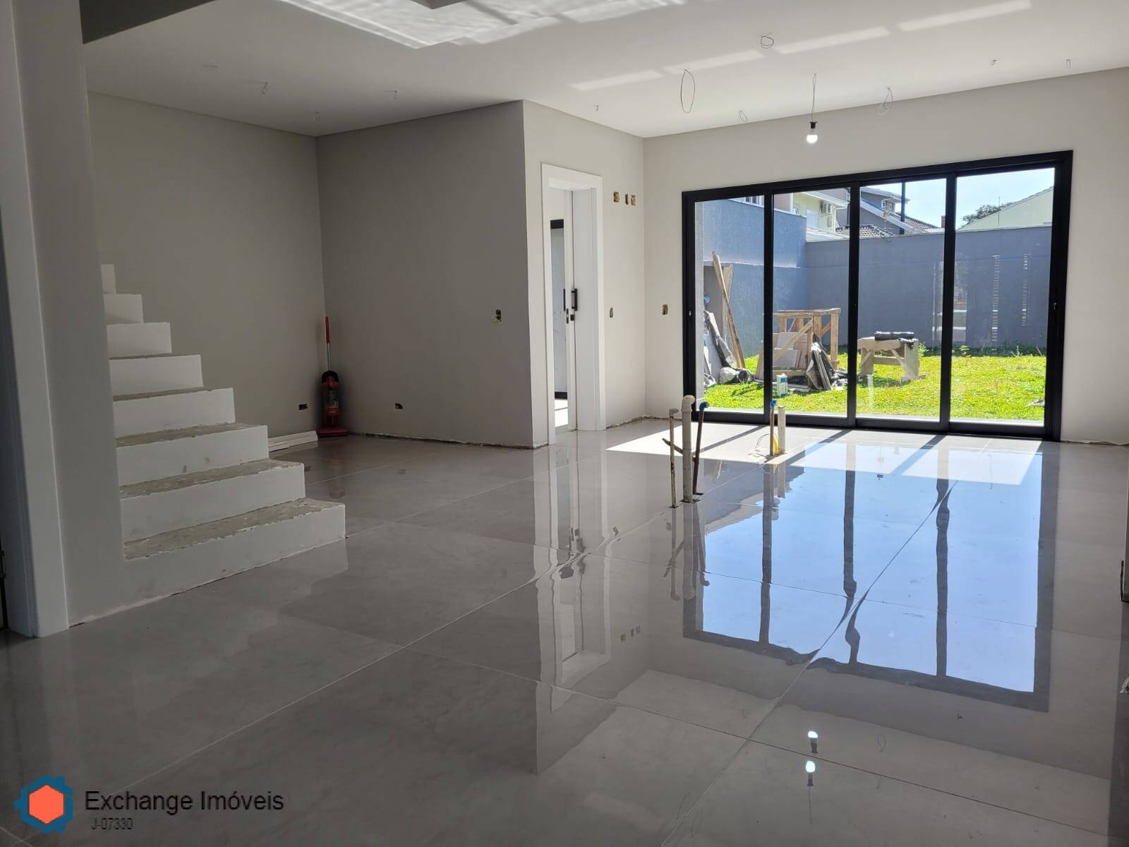 Sobrado à venda com 4 quartos, 382m² - Foto 3