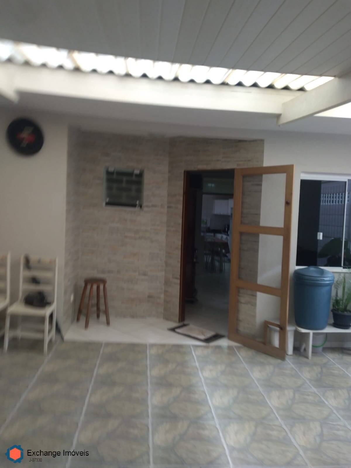 Casa à venda com 3 quartos, 64m² - Foto 4