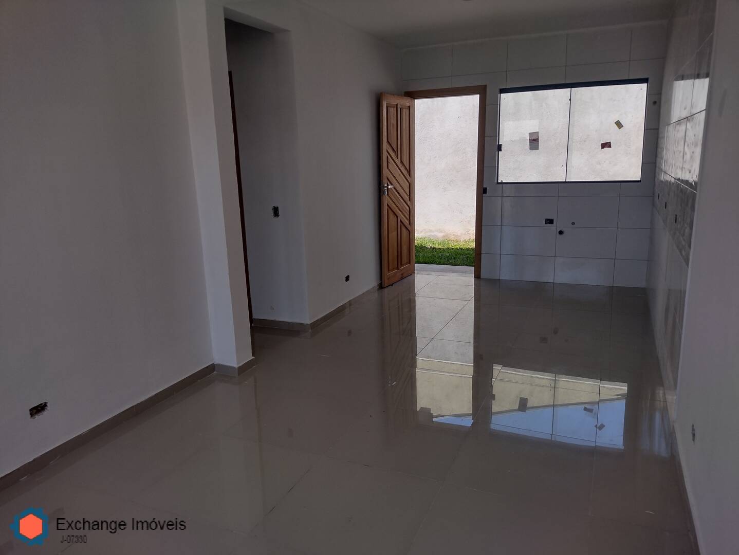 Casa à venda com 2 quartos, 50m² - Foto 12