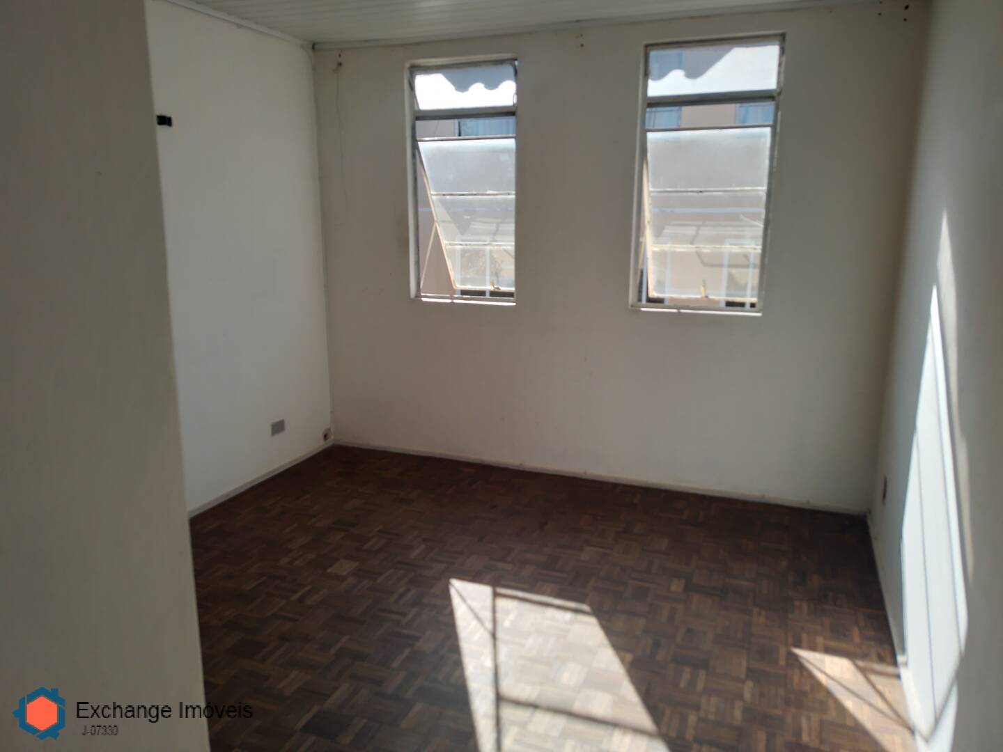 Apartamento à venda com 2 quartos, 44m² - Foto 1