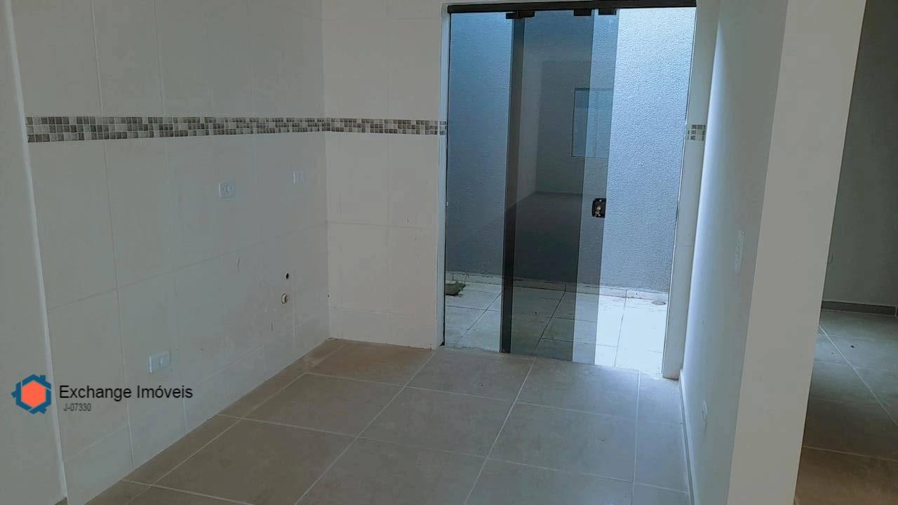 Casa à venda com 2 quartos, 53m² - Foto 5