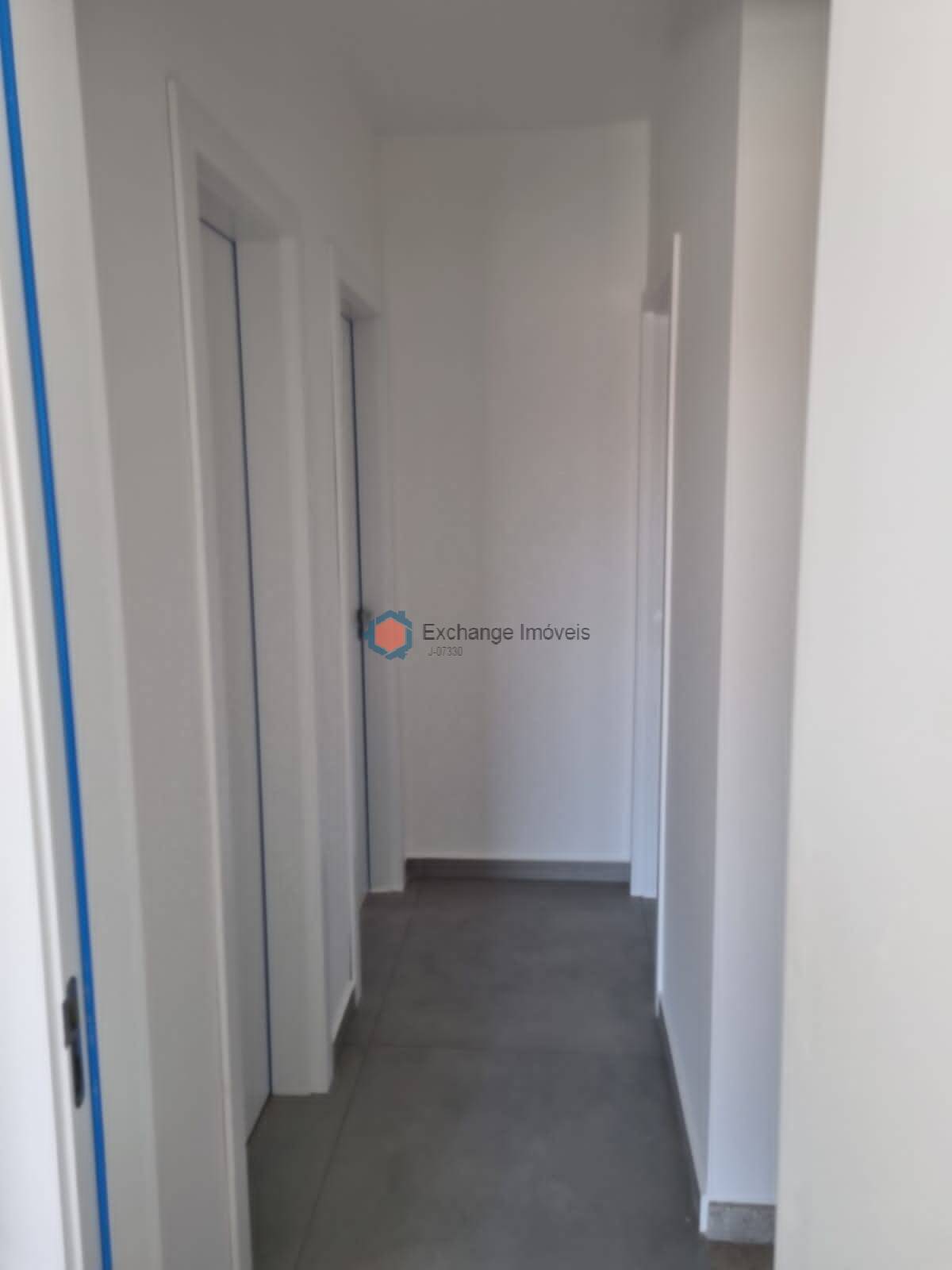 Casa à venda com 3 quartos, 80m² - Foto 16