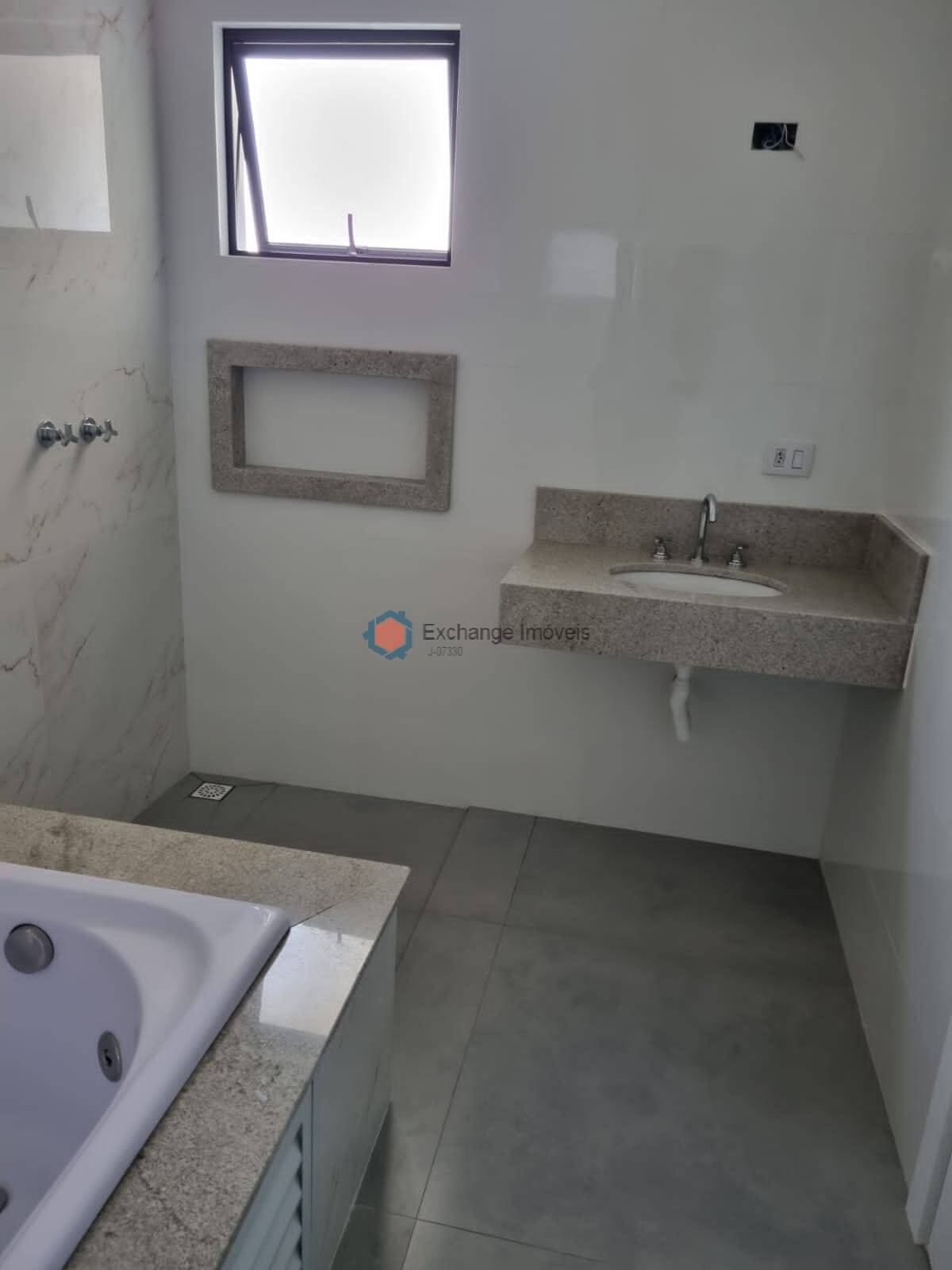 Casa à venda com 3 quartos, 80m² - Foto 20