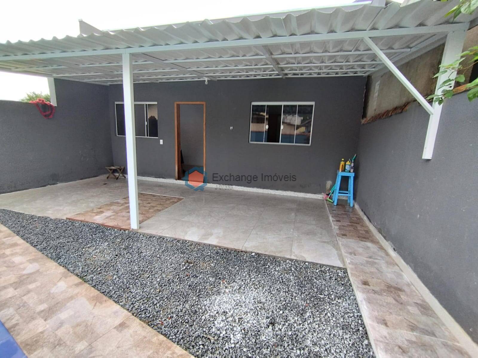 Casa à venda com 2 quartos, 60m² - Foto 12