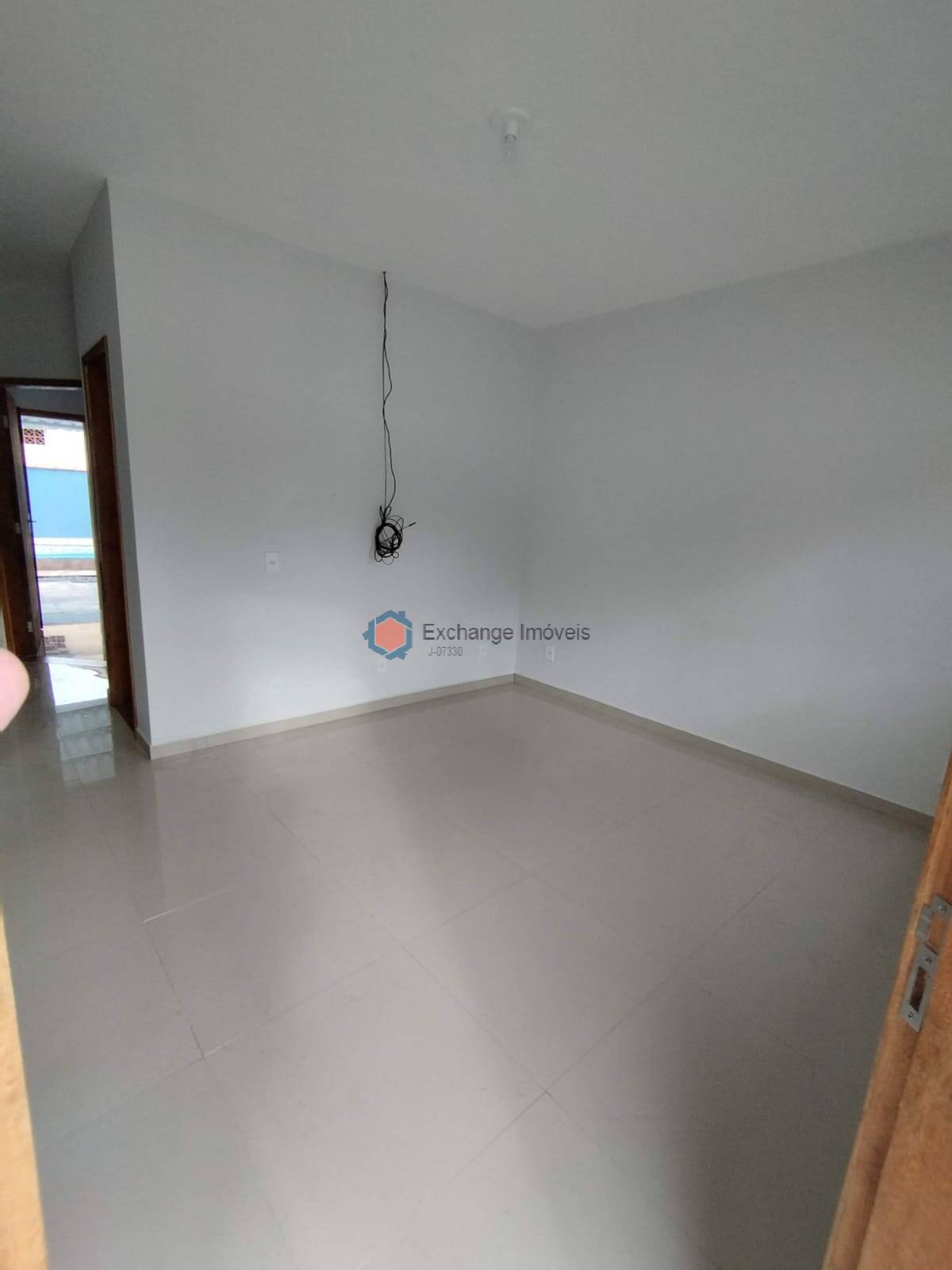 Casa à venda com 2 quartos, 60m² - Foto 10