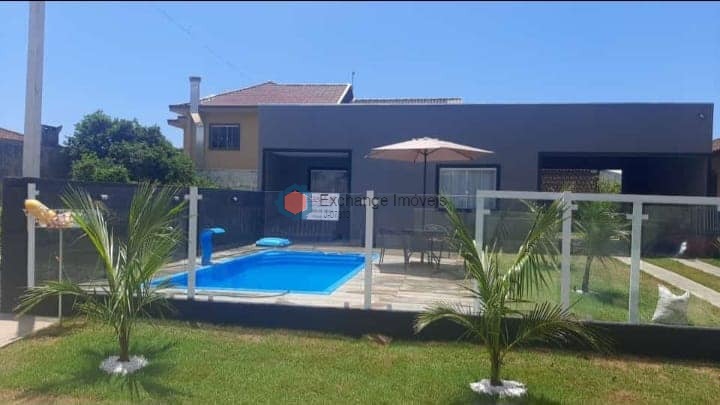 Casa à venda com 3 quartos, 100m² - Foto 2