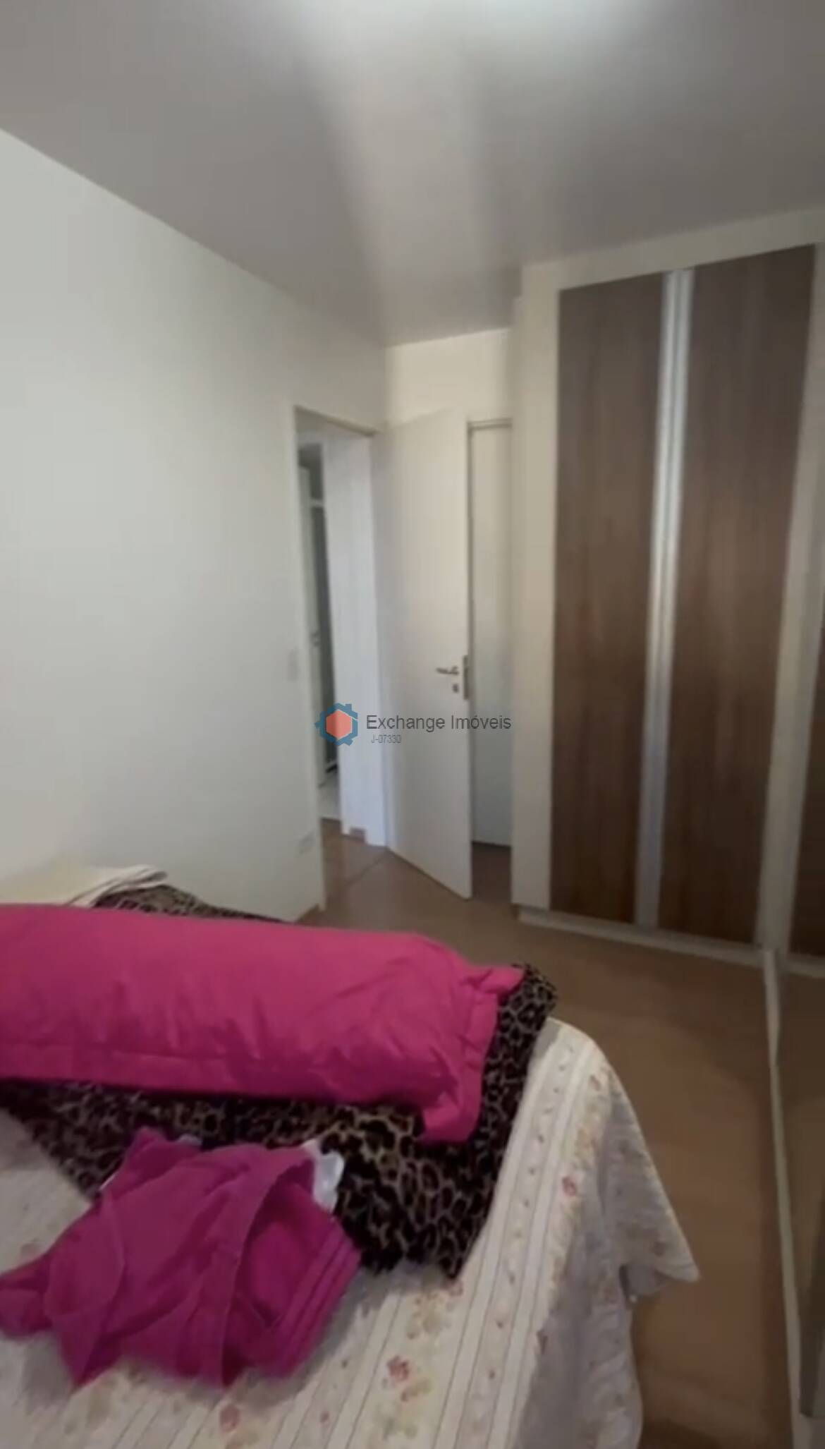 Apartamento à venda com 2 quartos, 52m² - Foto 13