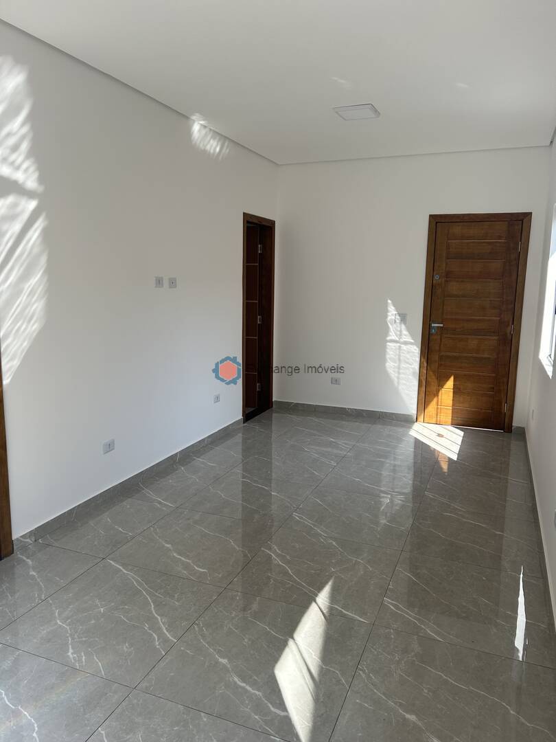 Casa à venda com 2 quartos, 48m² - Foto 5