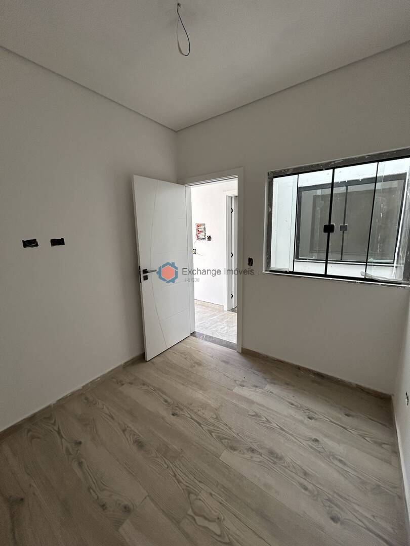 Casa à venda com 3 quartos, 71m² - Foto 5