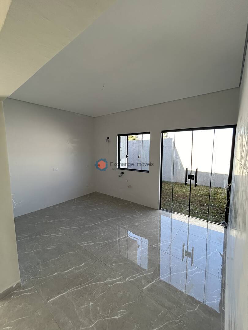 Casa à venda com 3 quartos, 85m² - Foto 8