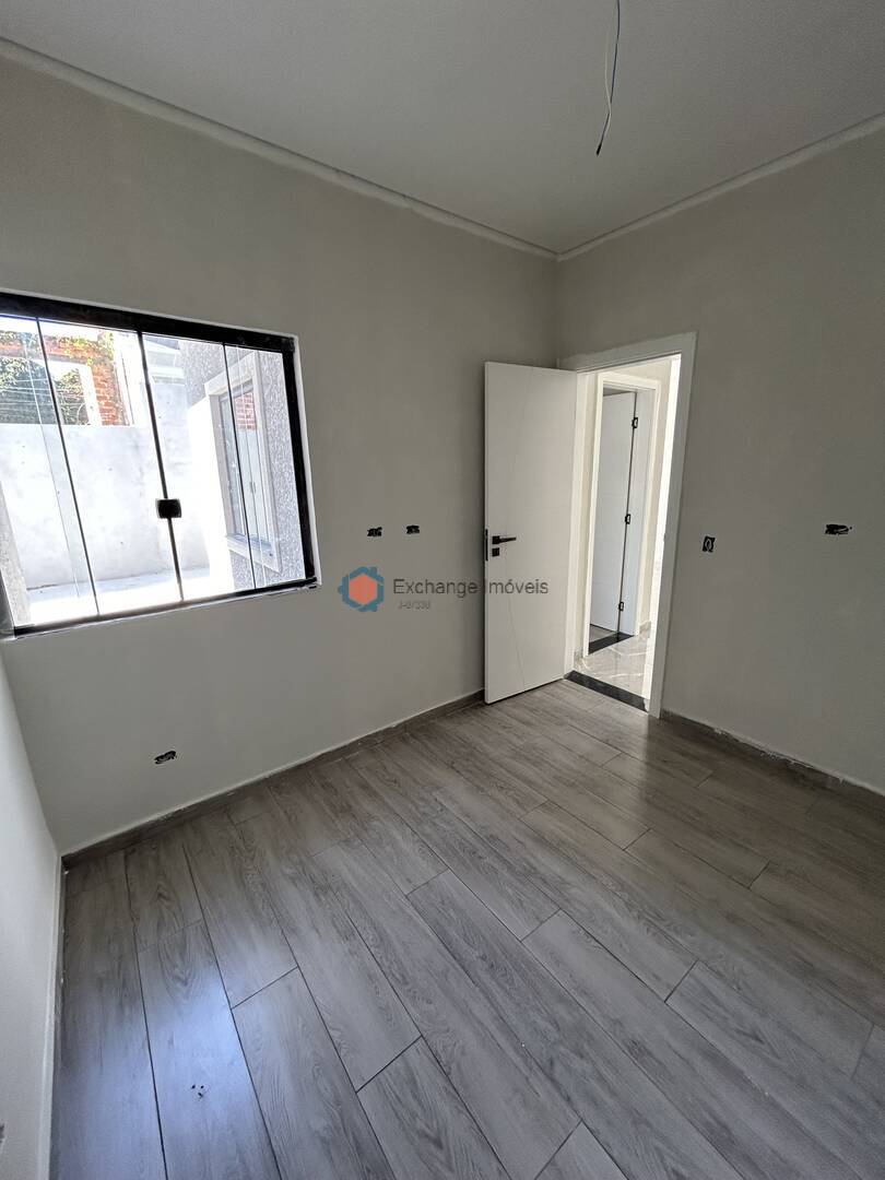 Casa à venda com 3 quartos, 85m² - Foto 11