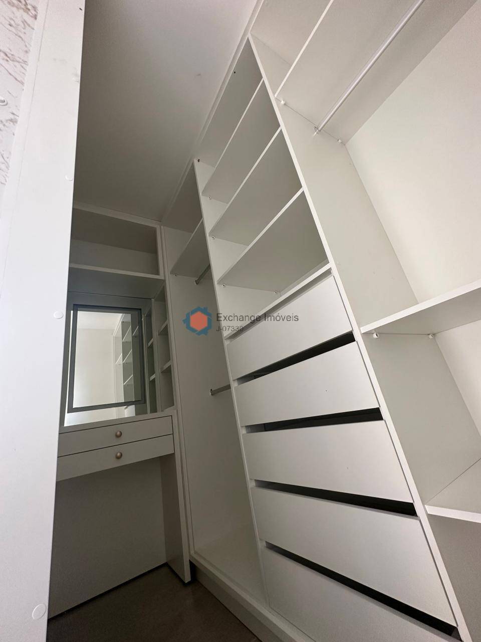 Apartamento à venda com 2 quartos, 51m² - Foto 11