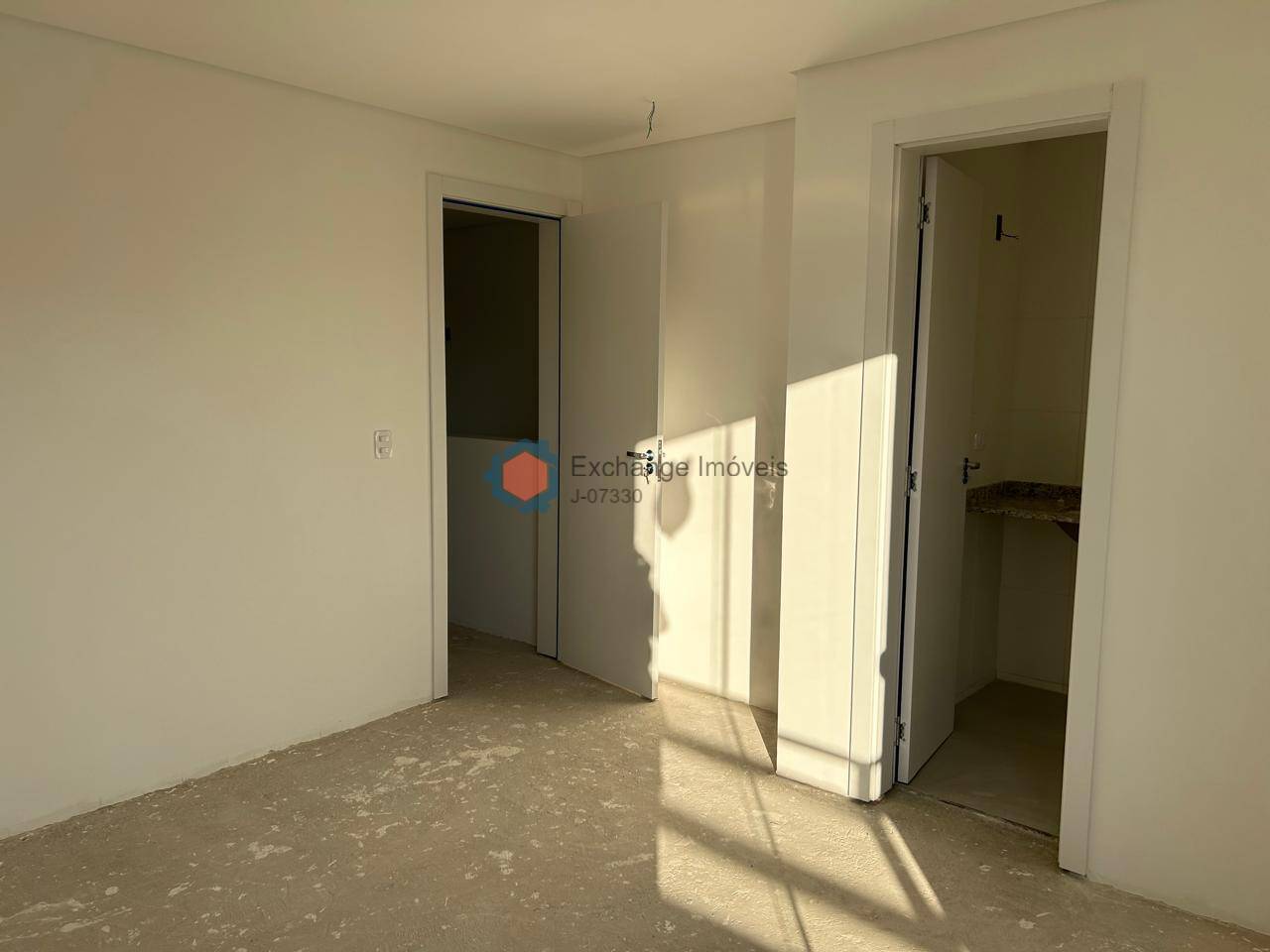 Sobrado à venda com 2 quartos, 111m² - Foto 11